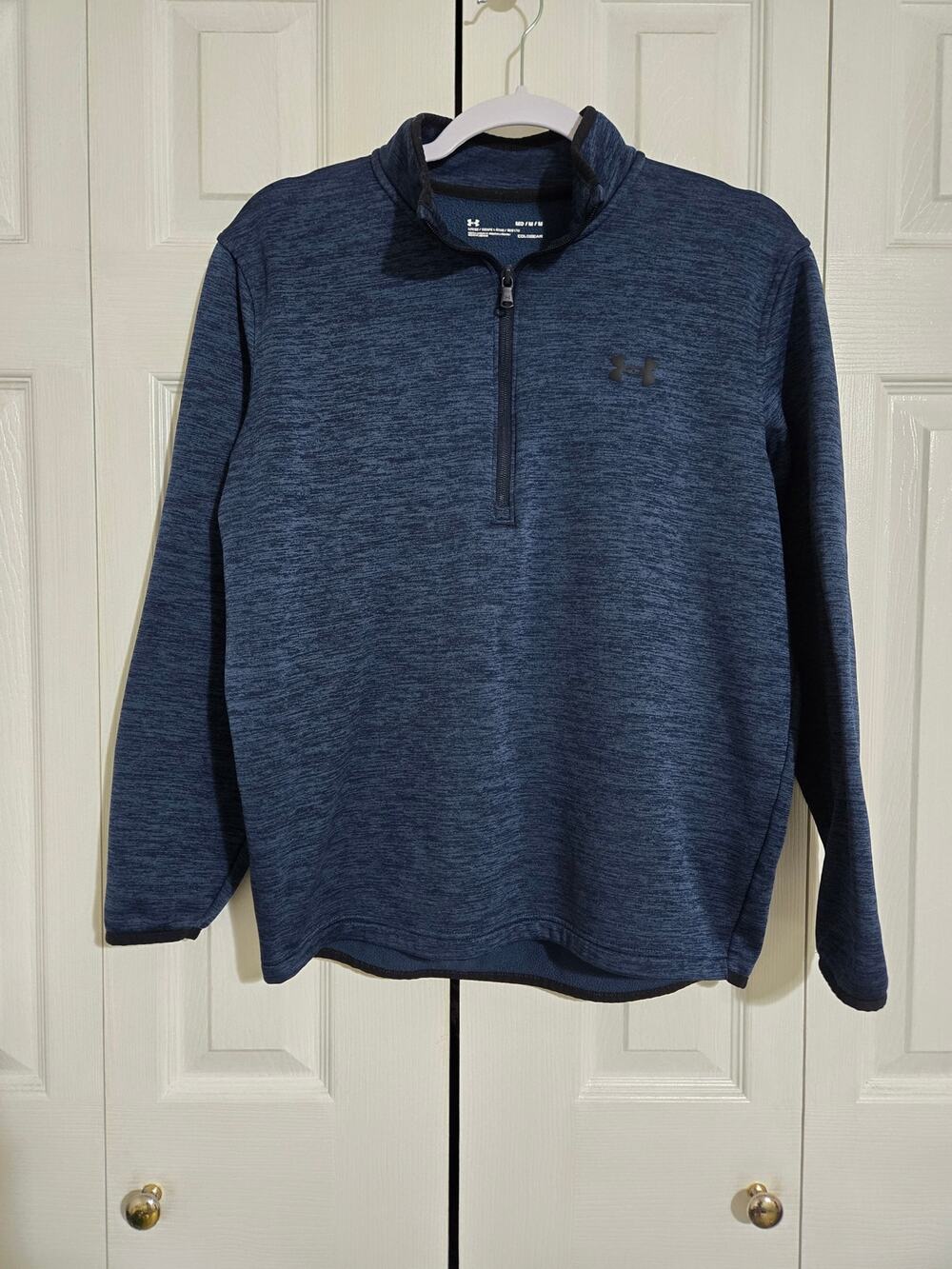Under armour medium men's navy blue partial zip sweater